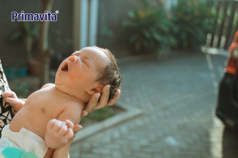cách tắm nắng cho trẻ sơ sinh